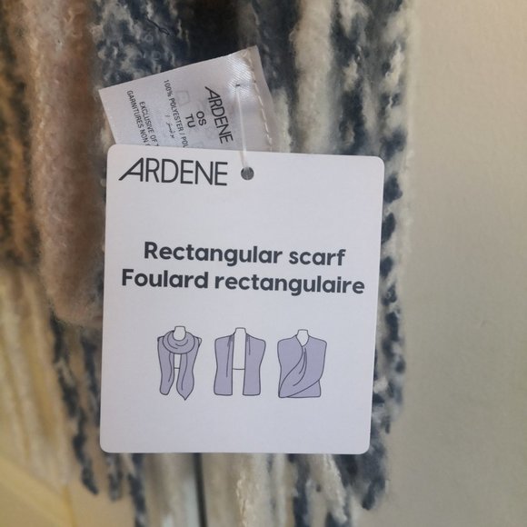 NWT Ardene fringed scarf - Picture 2 of 4